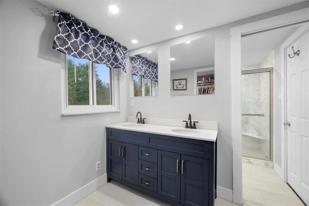 107 Clarette Road Pittsburgh, PA 15237 - Photo 16 of 25 Gallery Image 16