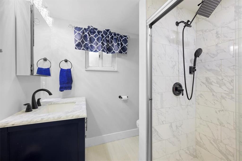 107 Clarette Road Pittsburgh, PA 15237 - Photo 17 of 25 Gallery Image 17