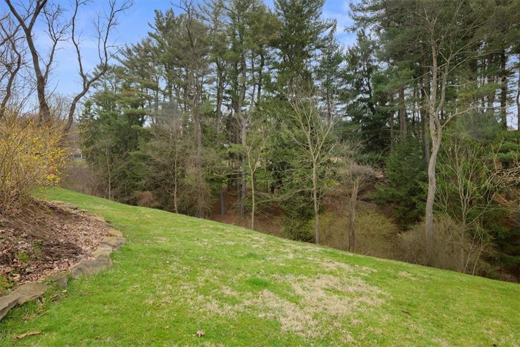 107 Clarette Road Pittsburgh, PA 15237 - Photo 24 of 25 Gallery Image 24