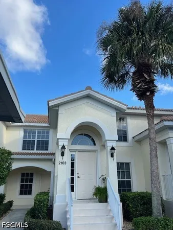 $178,900 | 10115 Colonial Country Club Boulevard, Unit 2103, Fort Myers, FL 33913