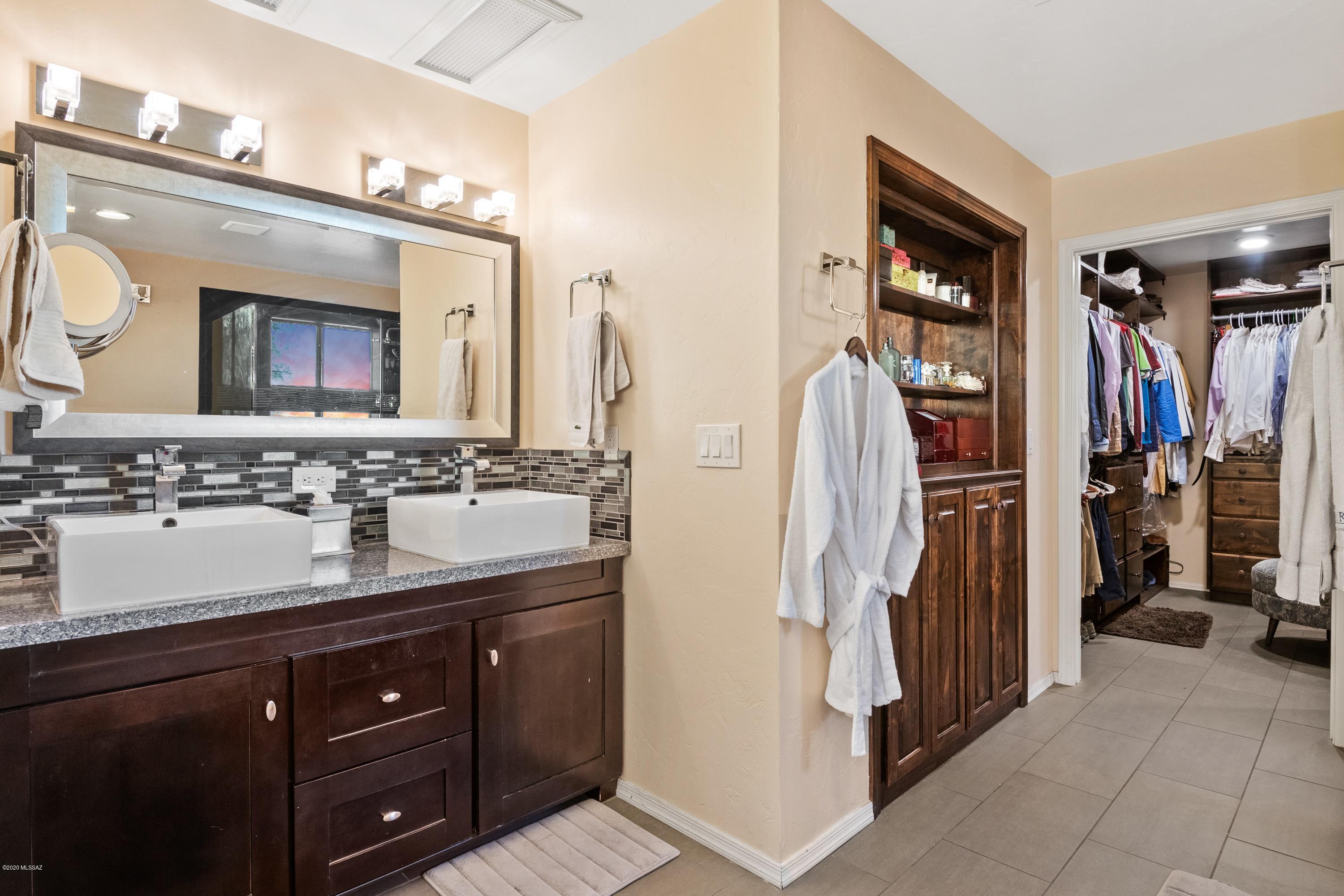 5663 North Pontatoc Road Tucson, AZ 85718 - Photo 26 of 49 Gallery Image 26