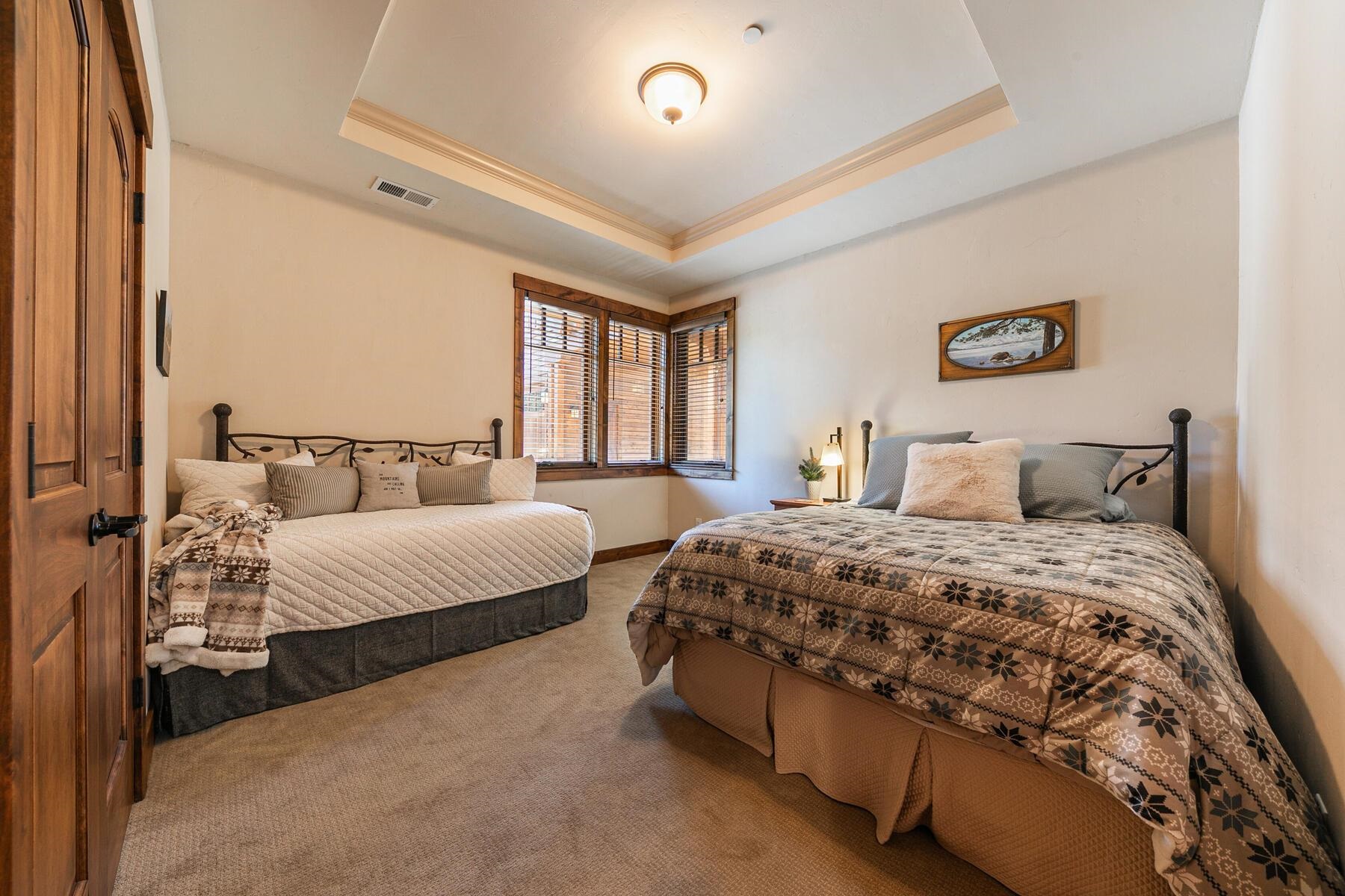 11210 Henness Road Truckee, CA 96161 - Photo 14 of 25