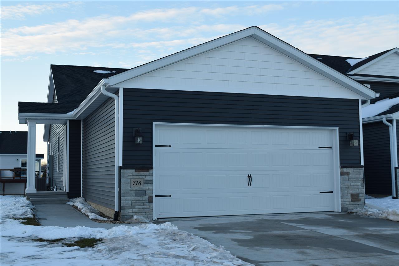 716 Grindstone Circle Waterloo, IA 50702 - Photo 1 of 15 Gallery Image 1