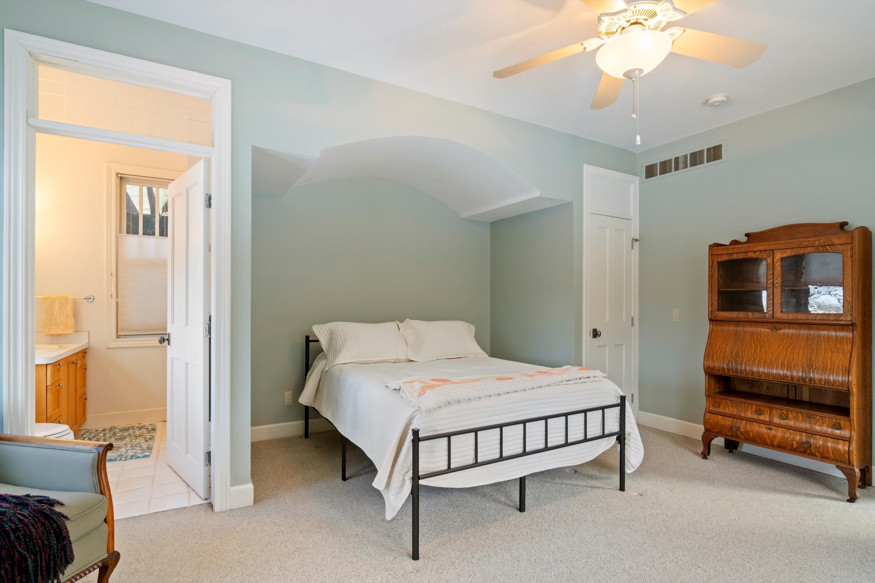 1246 Rose Center Road Fenton, MI 48430 - Photo 44 of 133 047-DSC07454