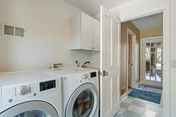 $1,250,000 | 1246 Rose Center Road, Fenton, MI 48430