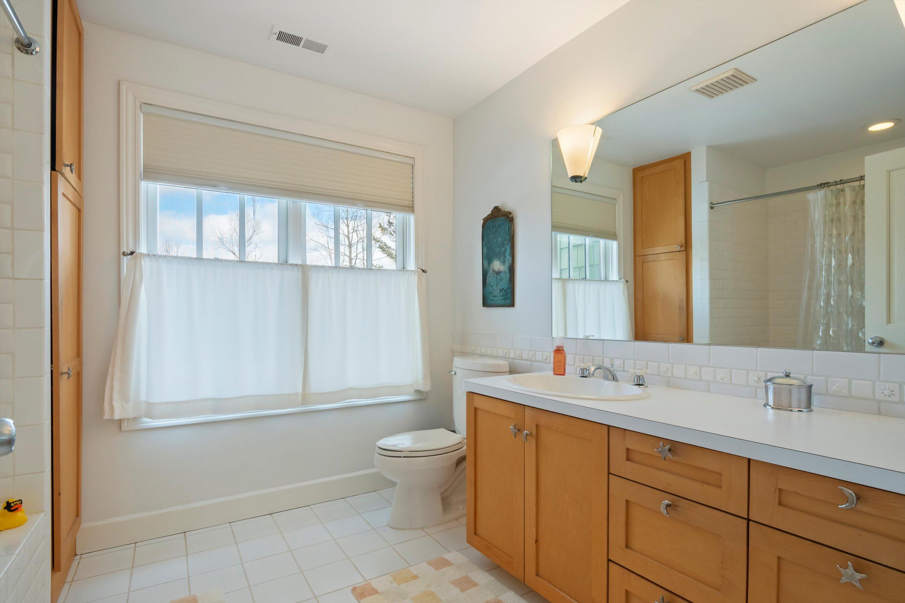 1246 Rose Center Road Fenton, MI 48430 - Photo 83 of 133 083-DSC07208