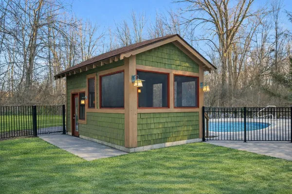 $1,250,000 | 1246 Rose Center Road, Fenton, MI 48430