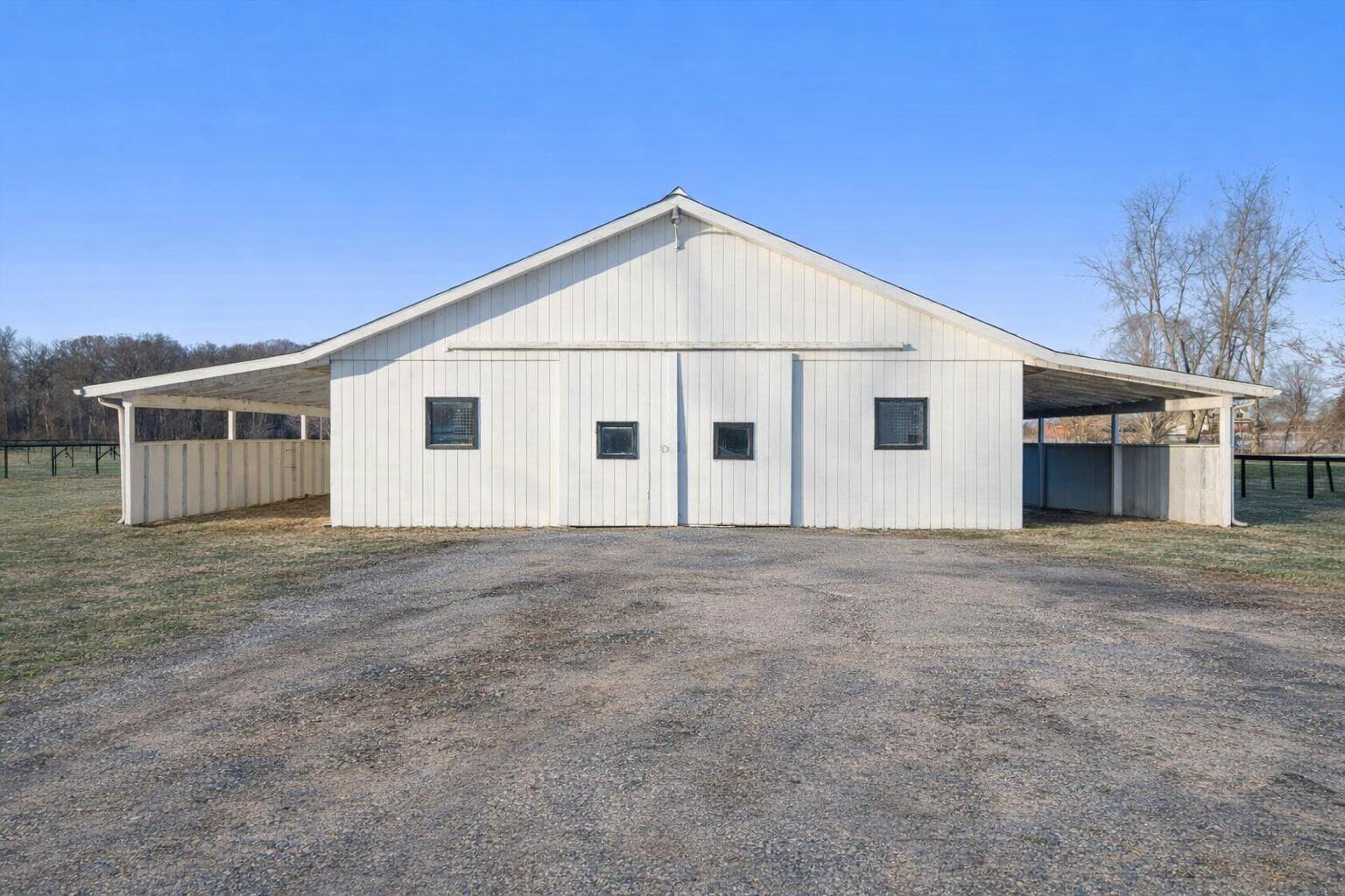 1246 Rose Center Road Fenton, MI 48430 - Photo 93 of 133 stable spring