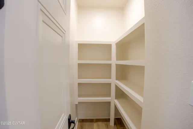 $449,900 | 77 Kings Pond Cove, Jackson, TN 38305