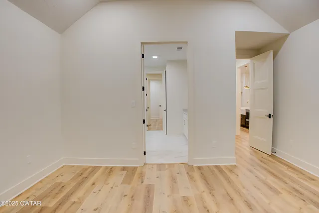 $449,900 | 77 Kings Pond Cove, Jackson, TN 38305