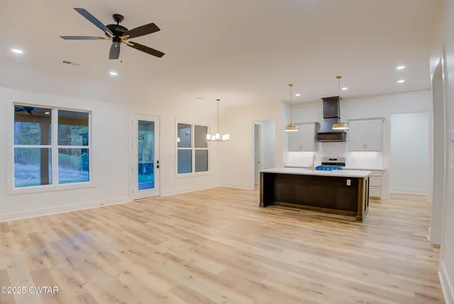 $449,900 | 77 Kings Pond Cove, Jackson, TN 38305