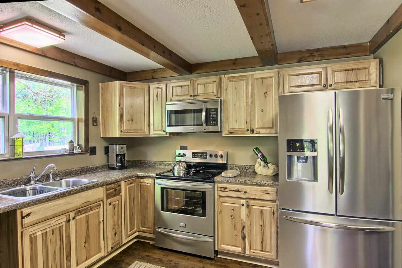 5000 South River Road Kalkaska, MI 49646 - Photo 6 of 37 1811160-5.JPG