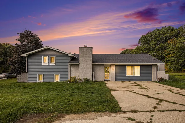 $430,000 | 14195 Pine Lake Avenue Northeast, Cedar Springs, MI 49319