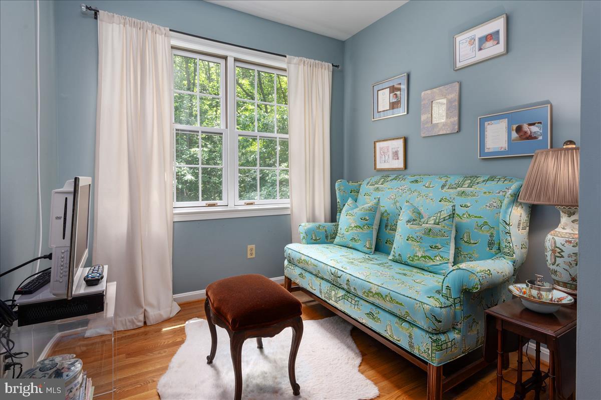 1900 Hidden Ridge Path Crownsville, MD 21032 - Photo 25 of 48 Additional Sitting Room in Owners Suite