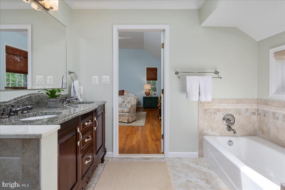 1900 Hidden Ridge Path Crownsville, MD 21032 - Photo 26 of 48 Updated Bath in Owners Suite