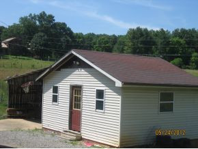 385 Jockey Road Chuckey, TN 37641 - Photo 12 of 22 Outbuilding Attached Shed