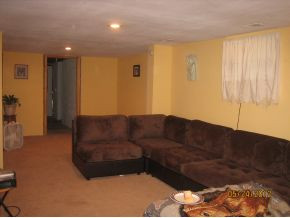 385 Jockey Road Chuckey, TN 37641 - Photo 13 of 22 Apartment Living Room