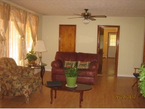 385 Jockey Road Chuckey, TN 37641 - Photo 5 of 22 Family Room