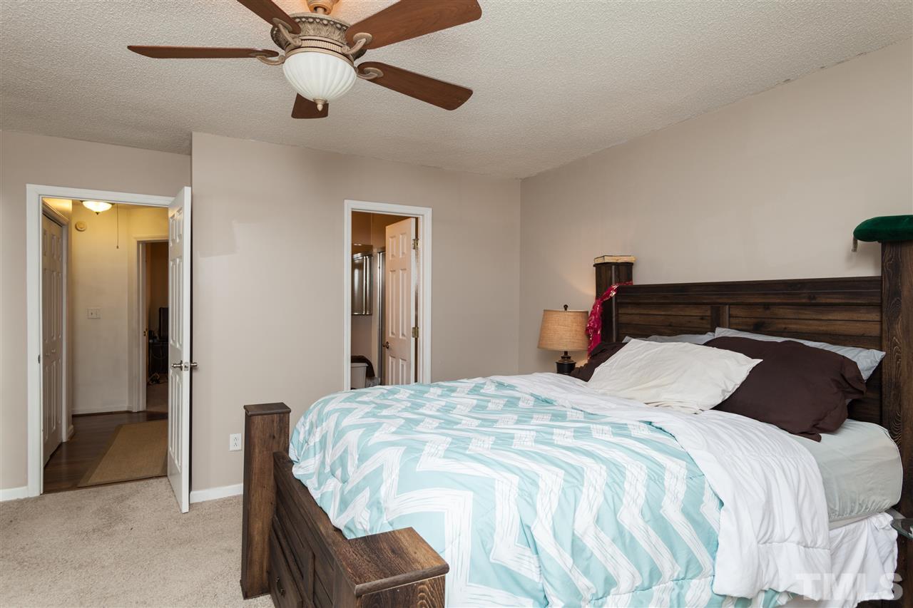 5509 Fieldcross Court Raleigh, NC 27610 - Photo 12 of 22 Gallery Image 12