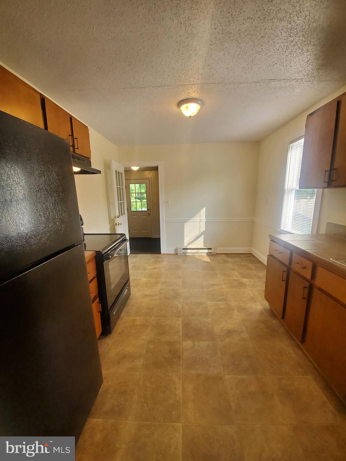 218 West 4th Avenue Ranson, WV 25438 - Photo 4 of 20 Kitchen