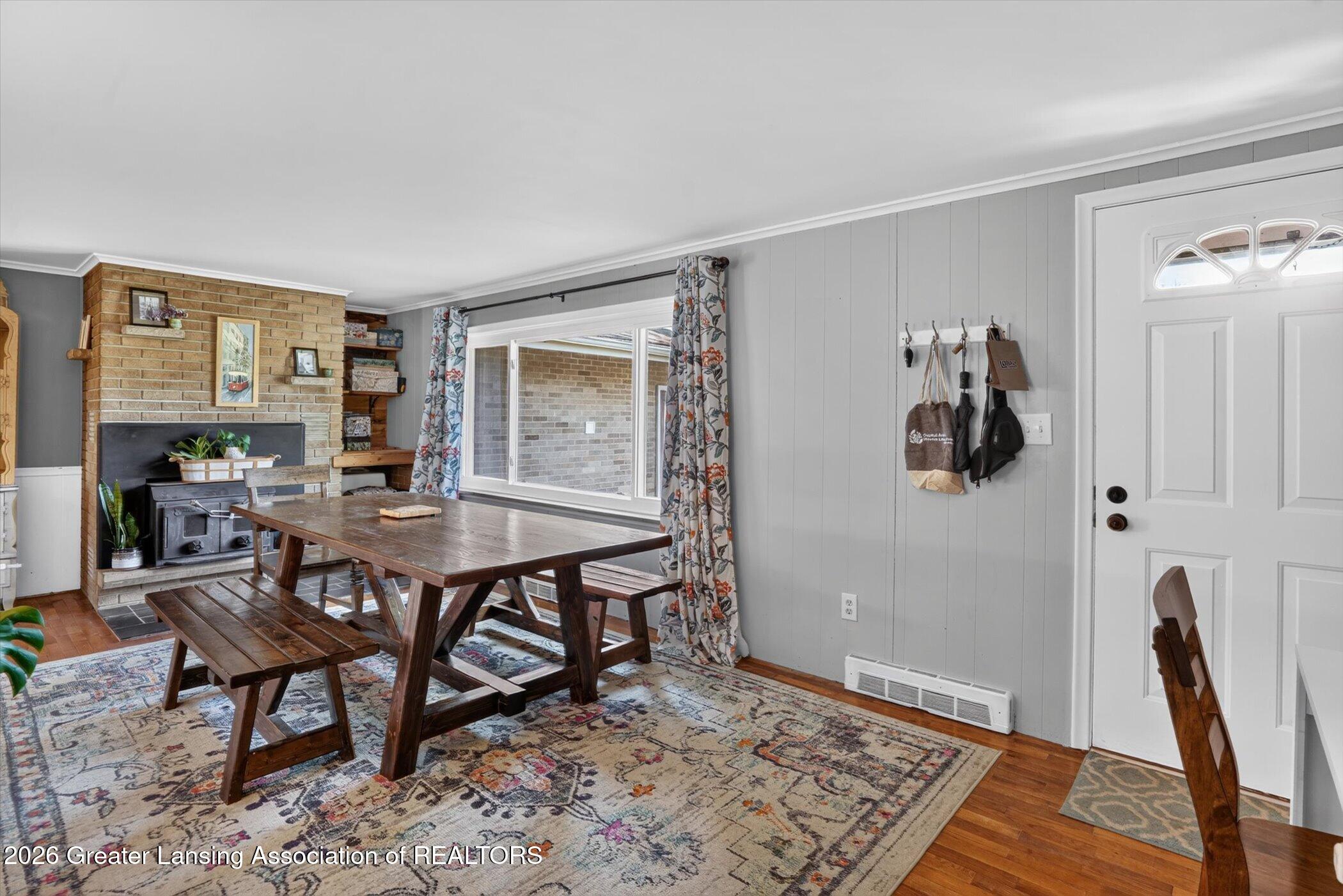 2578 Pine Tree Road Holt, MI 48842 - Photo 5 of 52 Living Room