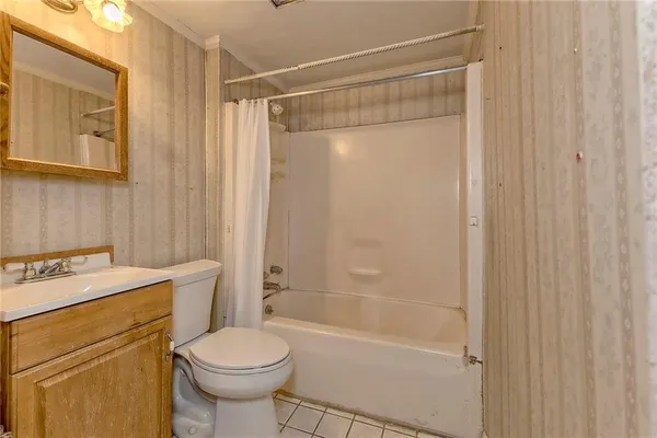 $150,000 | 229 South 5th Street, Youngwood, PA 15697