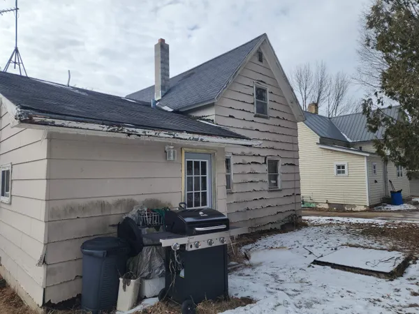 $79,900 | 5555 Downtown Lane, Underhill, WI 54124