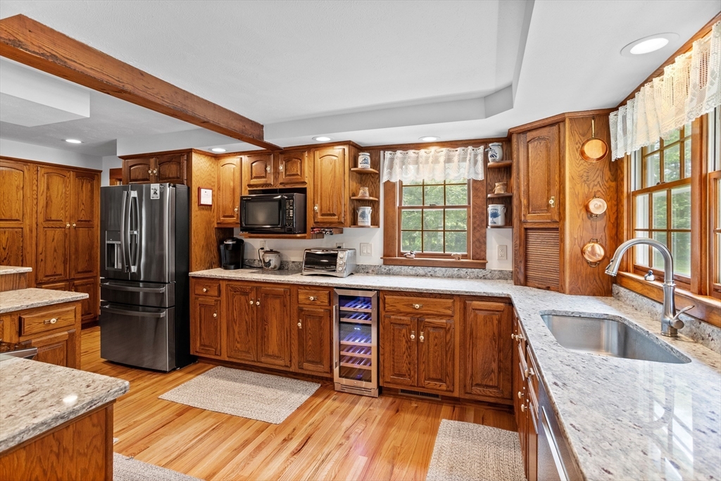 170 Dunstable Road Westford, MA 01886 - Photo 15 of 42 Gallery Image 15