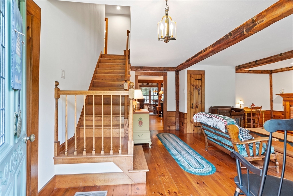 170 Dunstable Road Westford, MA 01886 - Photo 4 of 42 Gallery Image 4