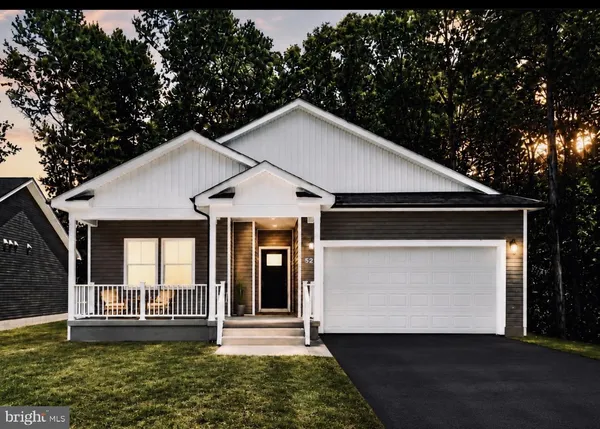 $379,000 | 192 Woodmount Drive, Colonial Beach, VA 22443