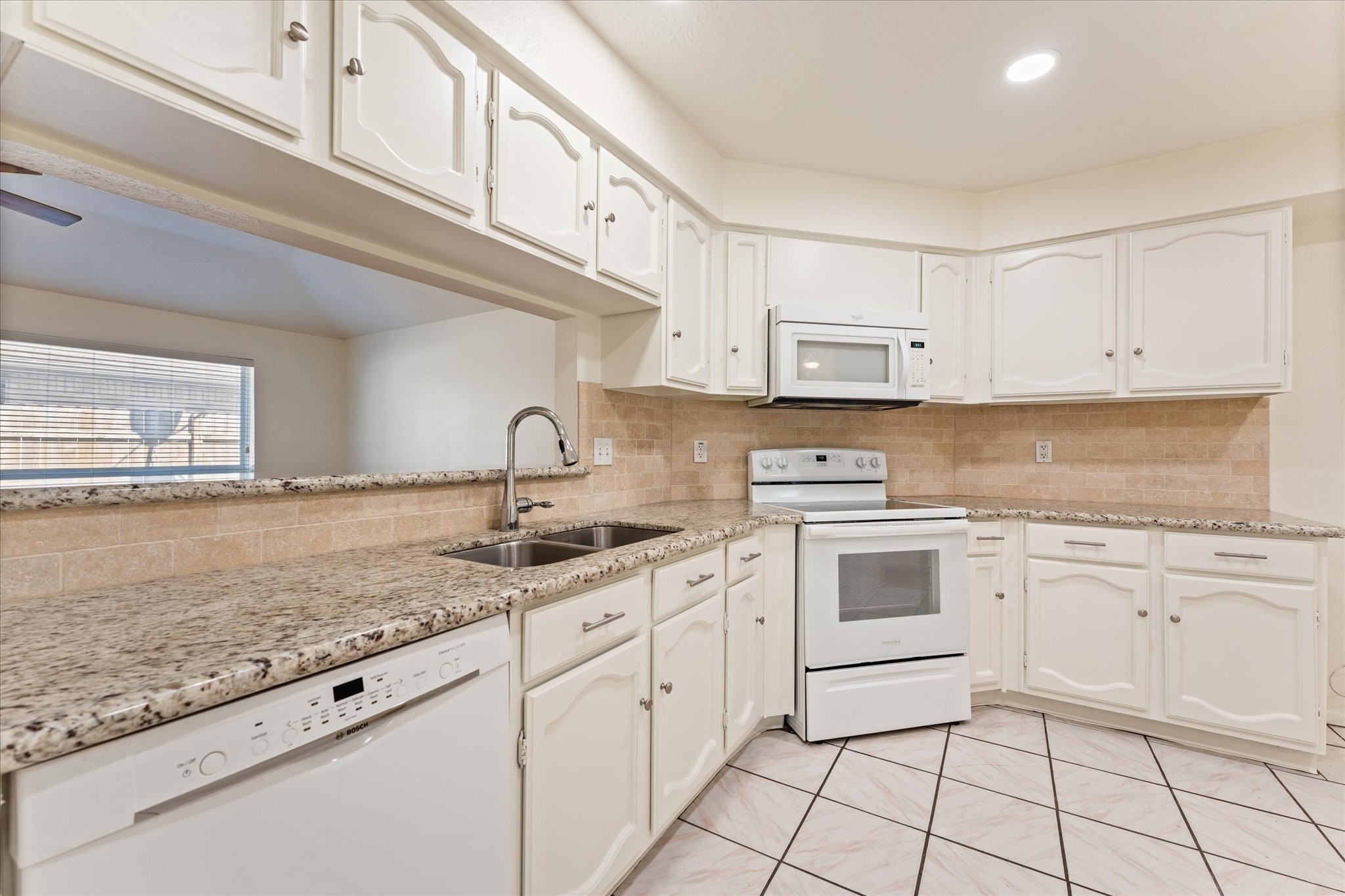 4510 Dawn Creek Lane Spring, TX 77388 - Photo 13 of 28
