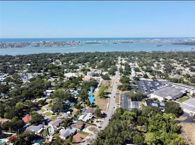 $679,900 | 7784 22nd Avenue North, St. Petersburg, FL 33710