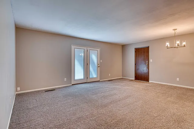 $182,900 | 1831 Chickasaw Drive, Evansville, IN 47715