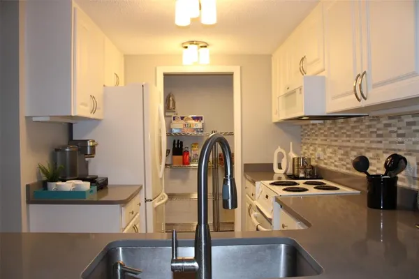 $265,000 | 36750 Highway 19, Unit 3203, Palm Harbor, FL 34684