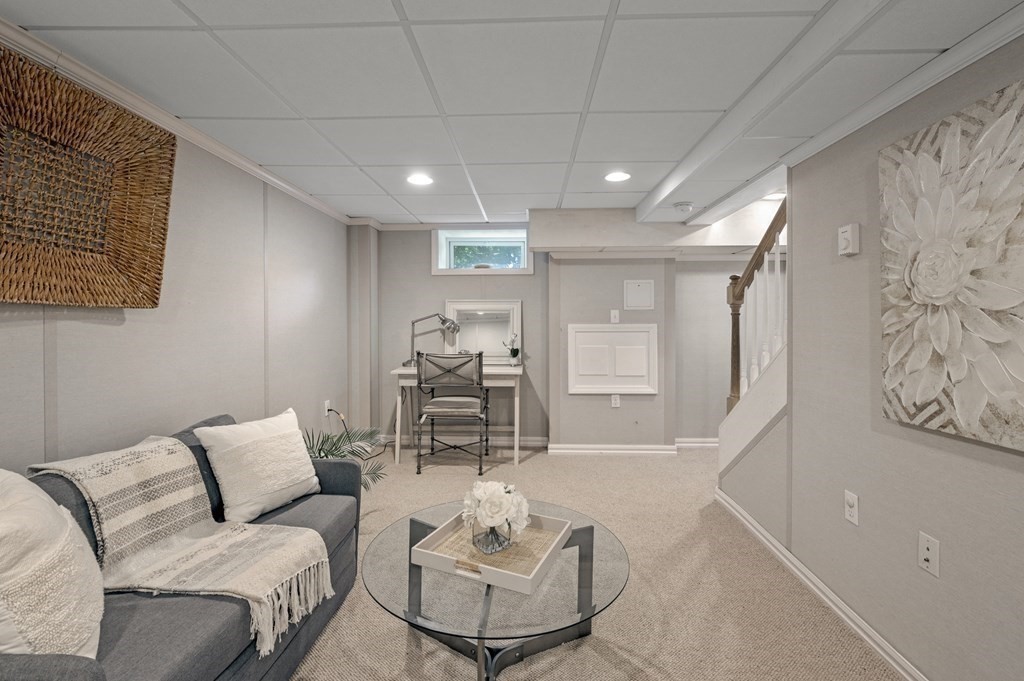 12 Auburndale Road Marblehead, MA 01945 - Photo 26 of 30
