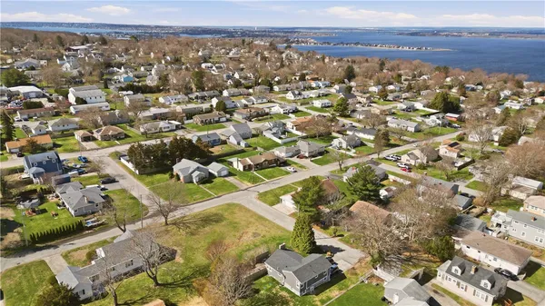 $139,000 | 0 Kearns Avenue, Tiverton, RI 02878