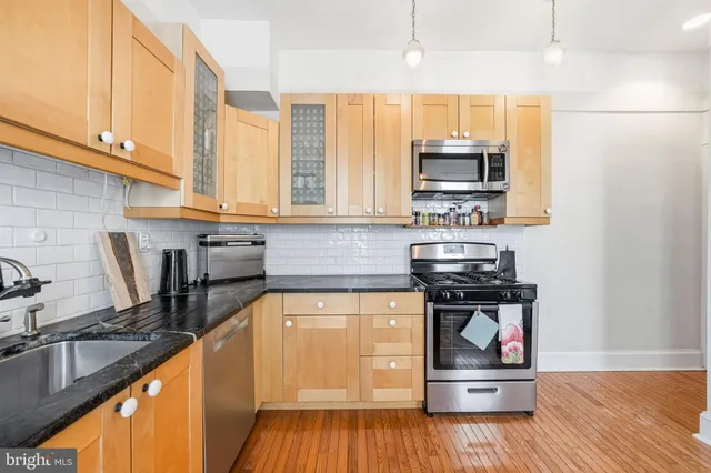 $3,000 | 346 East Union Street, Burlington, NJ 08016