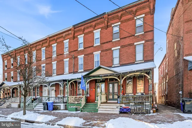 $3,000 | 346 East Union Street, Burlington, NJ 08016