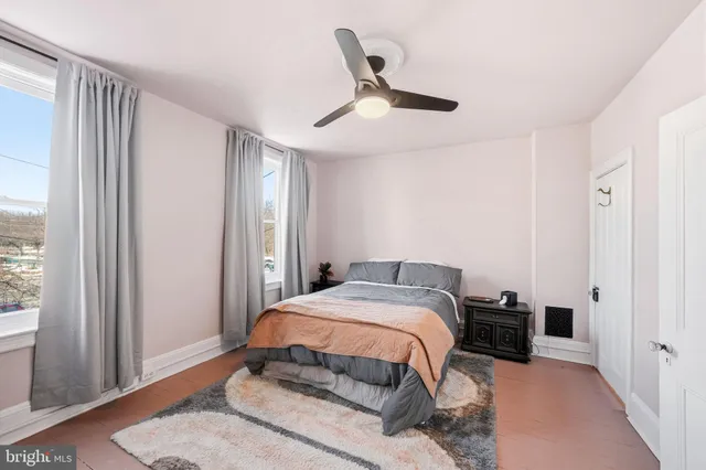 $3,000 | 346 East Union Street, Burlington, NJ 08016