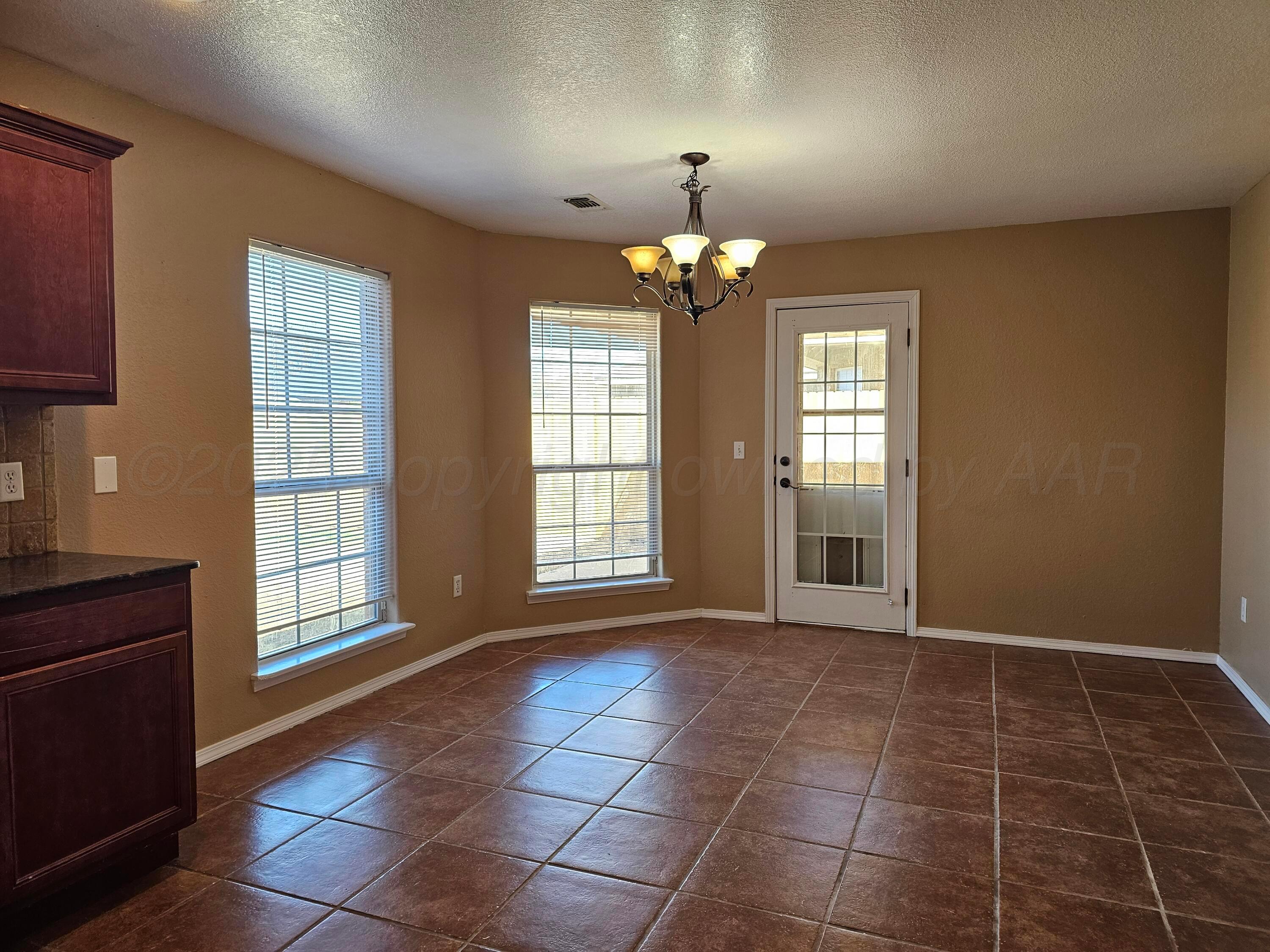 8404 Taos Drive Amarillo, TX 79118 - Photo 7 of 25 1000014027