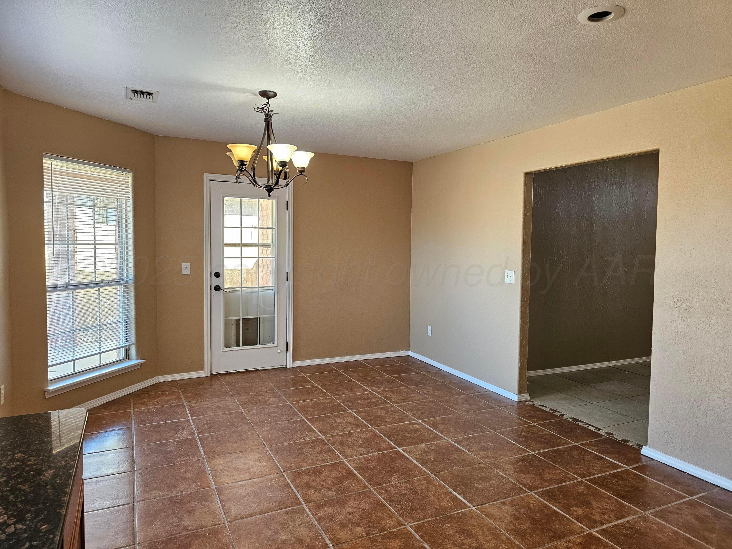 8404 Taos Drive Amarillo, TX 79118 - Photo 8 of 25 1000014028