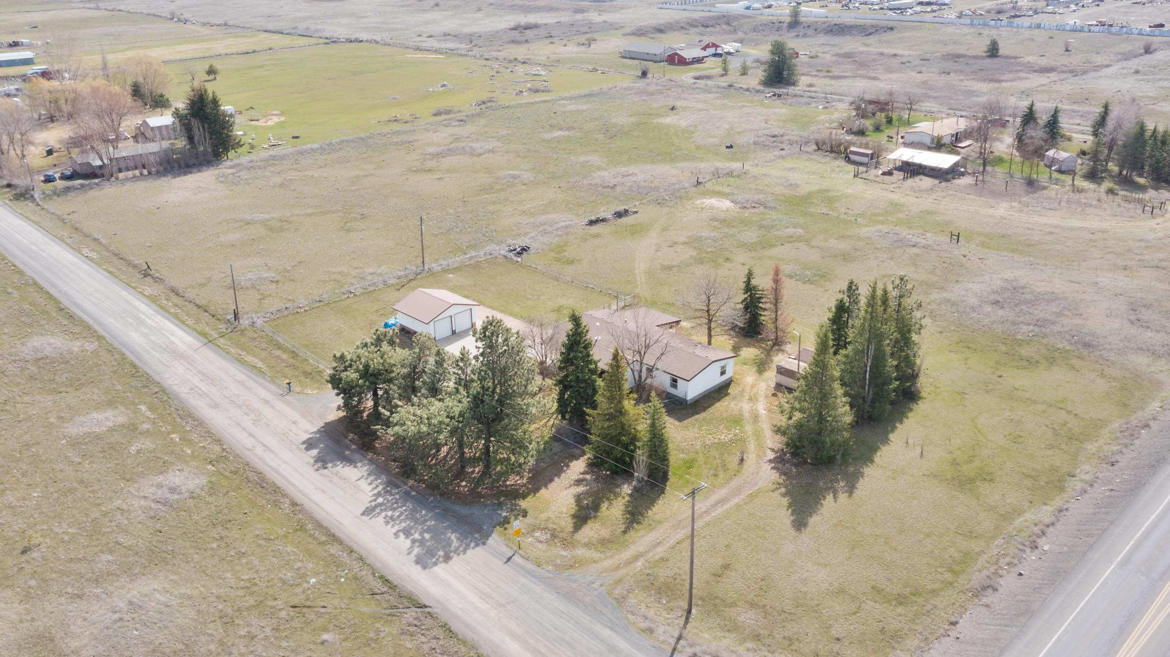 10717 West Balmer Road Spokane, WA 99224 - Photo 4 of 20