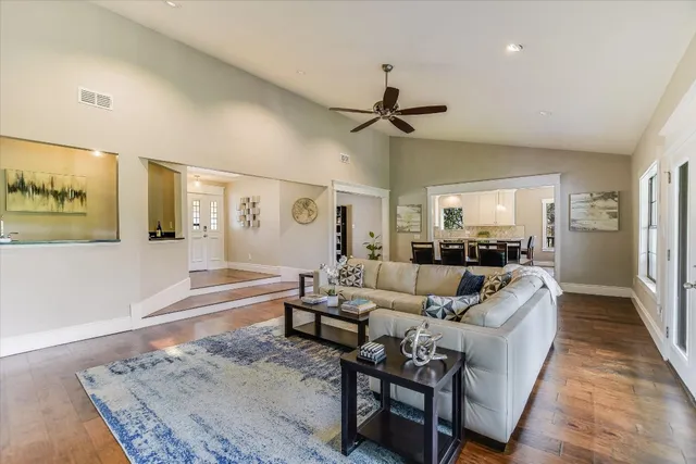 $795,000 | 5400 Rain Creek Parkway, Austin, TX 78759