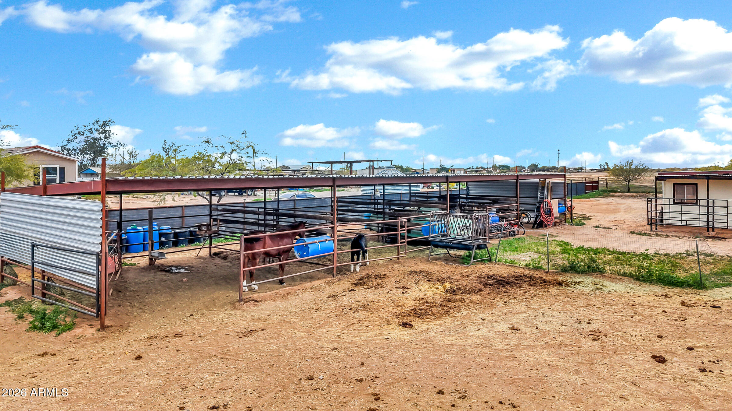 6618 North Evans Road Coolidge, AZ 85128 - Photo 43 of 48 a view of a chairs and table in the patio