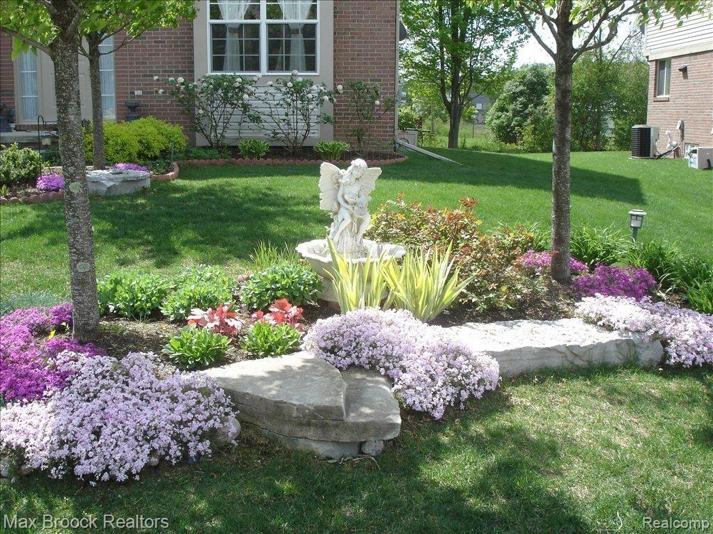 2391 Jackson Drive Rochester, MI 48309 - Photo 2 of 30 03