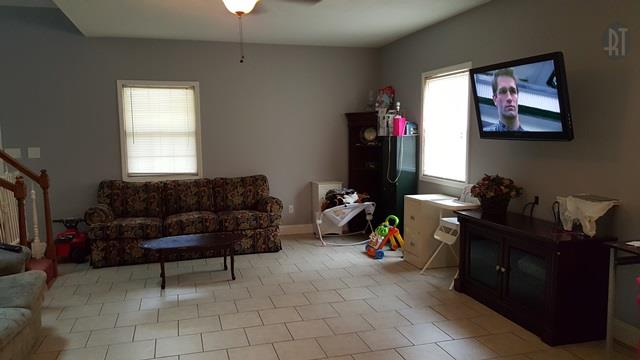 904 Kennedy Road St. Joseph, TN 38481 - Photo 12 of 27 large living room