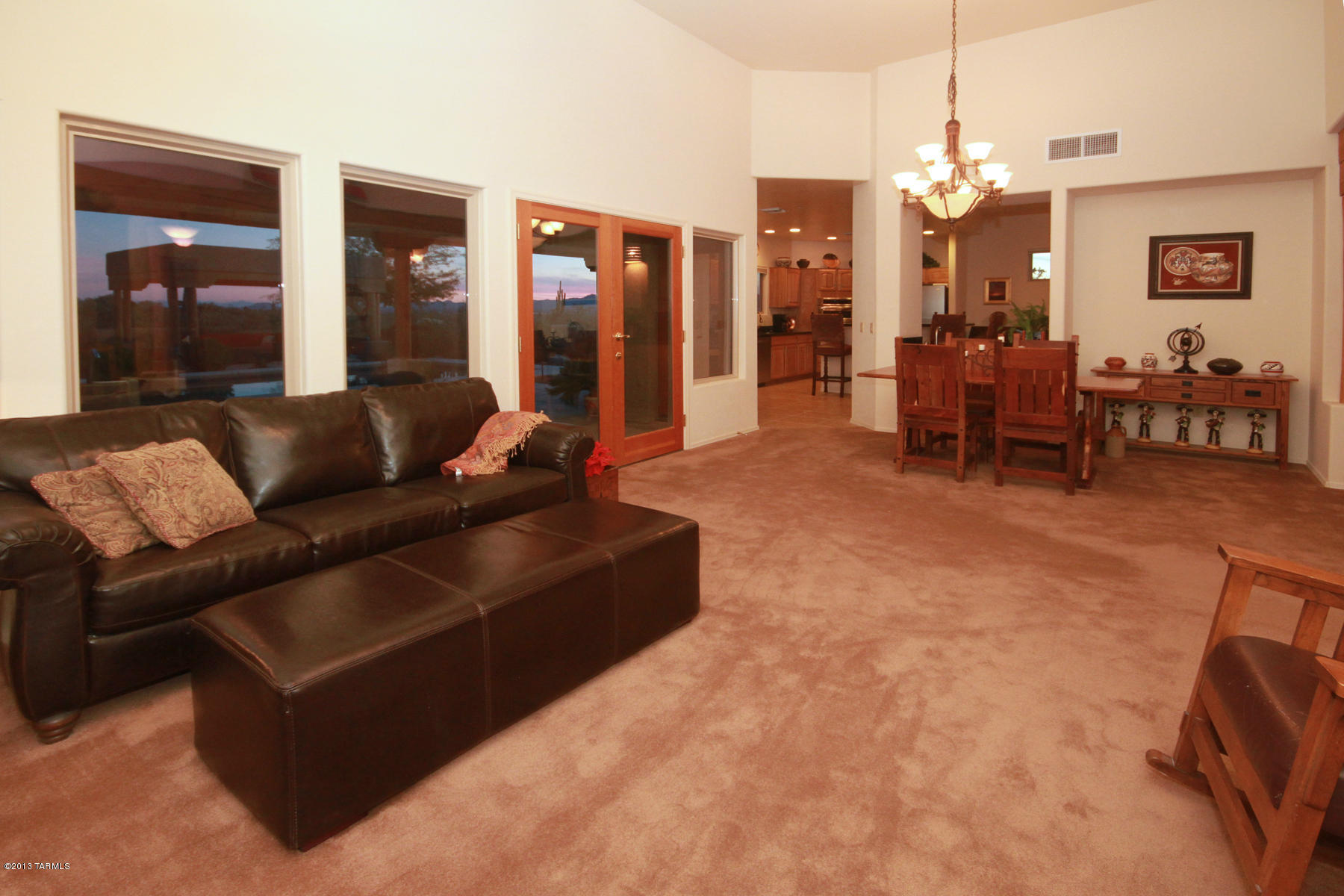 5525 West Oasis Road Tucson, AZ 85742 - Photo 6 of 32 Gallery Image 6