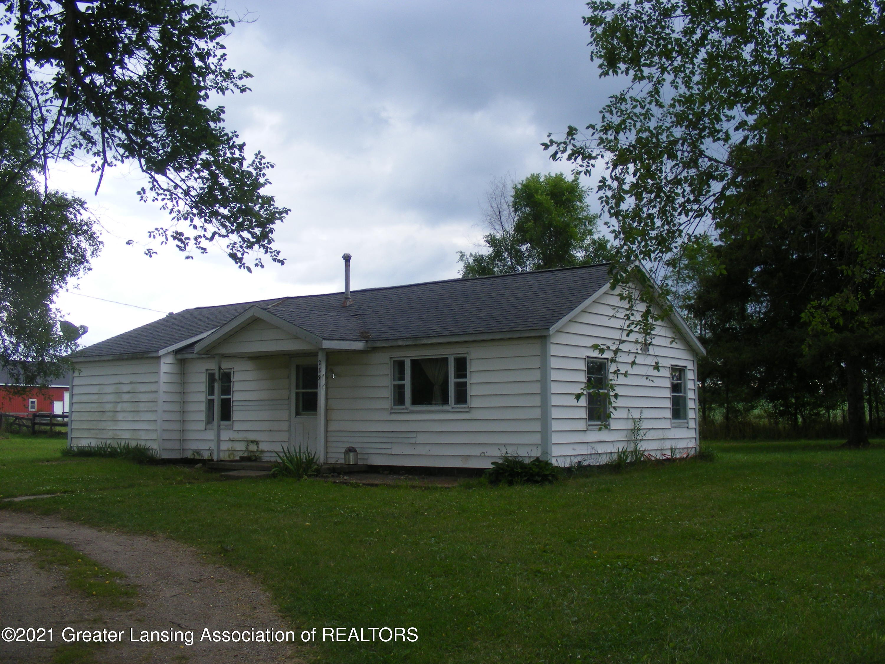 2891 Narrow Lake Road Charlotte, MI 48813 - Photo 5 of 25 DSCF1041