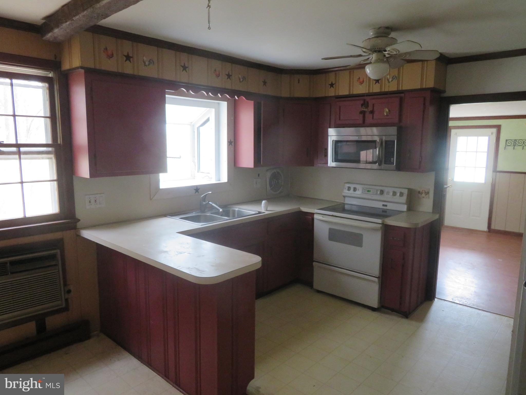 294 Arneys Mt Road Columbus, NJ 08022 - Photo 11 of 36