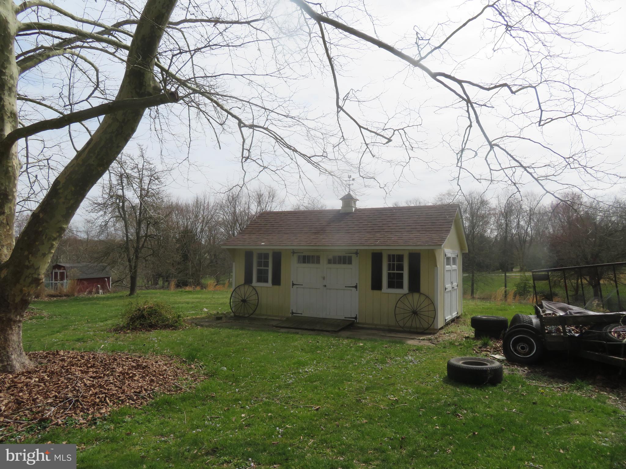 294 Arneys Mt Road Columbus, NJ 08022 - Photo 5 of 36